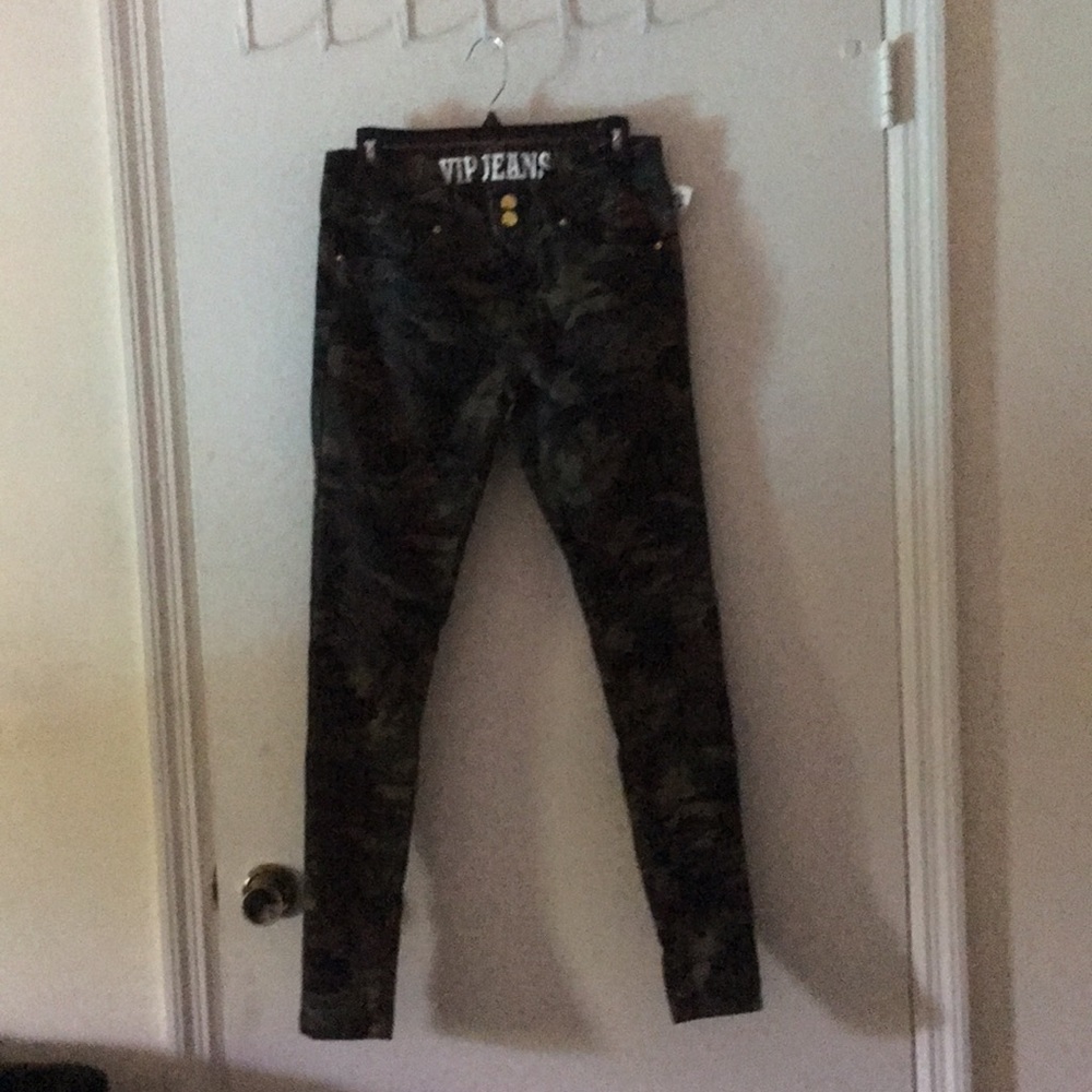 Camouflage skinny jeans